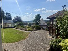10 Traumhaftes Ein- bzw. Zweifamilienhaus in Syrgenstein! Ein Familiendomizil mit 3 Garagen