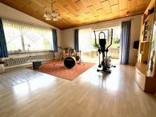 14 Traumhaftes Familiendomizil mit m�chtig Potenzial in Top Lage Dillingen-Donaualtheim !!!