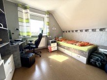 25 Liebe auf den ersten Klick! Familienfreundliches Einfamilienhaus in Traumlage von Dillingen!