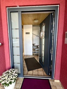 14 Ab ins Familienhgl�ck ! Traumhaftes Ein-/Zweifamilienhaus in Bachhagel !