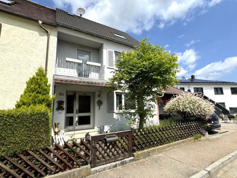 1 Gundelfingen Haus Attraktive Doppelhaush�lfte im Herzen von Gundelfingen