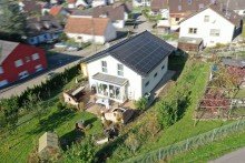 3 Neuwertiges Energiesparhaus in Top Lage - Traumgarten inclusive !