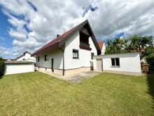 8 Attraktives Einfamilienhaus mit tollem Grundst�ck in Landshausen!