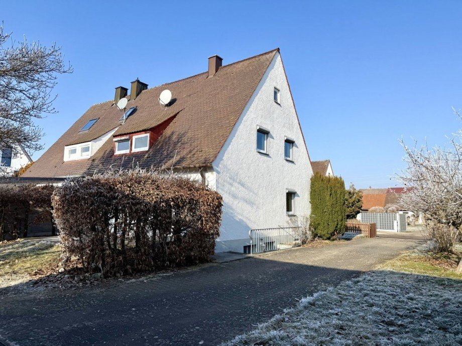 3 Doppelhaush�lfte Lauingen