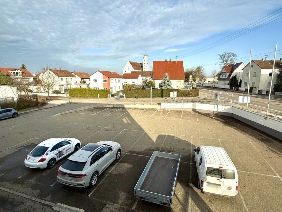 17 B�rofl�che Lauingen