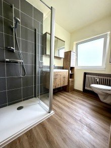17 Volltreffer! Hier stimmen alle Parameter - Zweifamilienhaus in Wittislingen!
