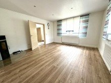 13 Ab ins Familiengl�ck ! Komplett sanierte DHH in Haunsheim !!!