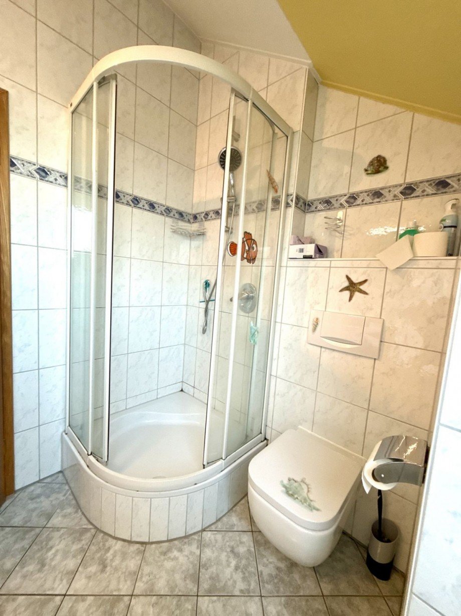 19 Doppelhaush�lfte B�chingen