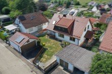 1 Traumhaftes Ein- bzw. Zweifamilienhaus in Syrgenstein! Ein Familiendomizil mit 3 Garagen